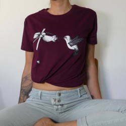 Organic cotton T-shirt with hummingbird