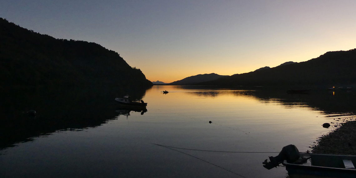 coucher de soleil sur les fjords de Patagonie